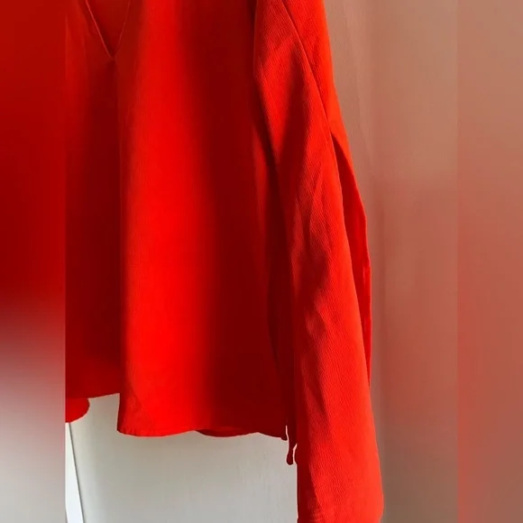 TOP SHOP V-Neck, Split-Sleeve Blouse, Red/Orange Color, Size US 4, UK 8 - Picture 3 of 6